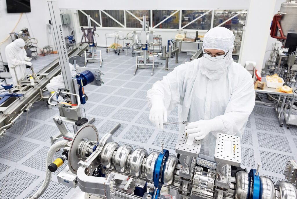 Datarecovery.com Surpasses Strict Cleanroom Standards
