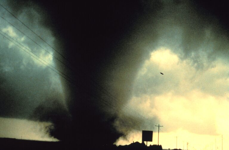 DataRecovery.com Offers Free Hard Drive Evaluations, Discounts for Tornado Victims