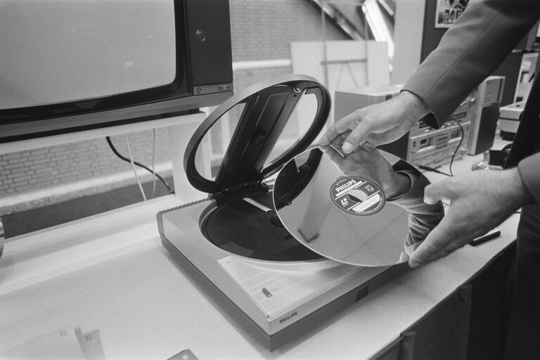 Optical Storage Technologies