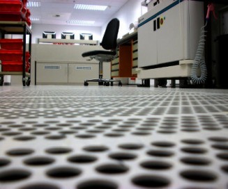 Clean room floor