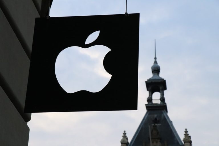 10 Tech Stocks You Need to Watch Right Now