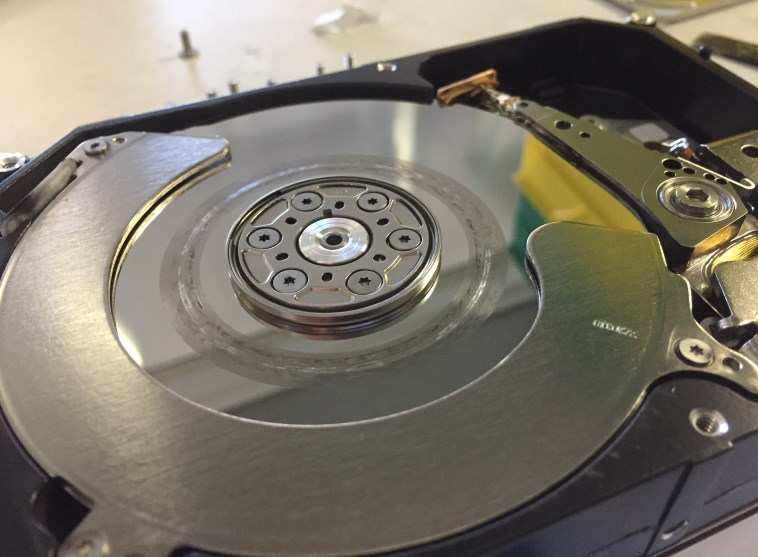 Bads hdd. Жесткий диск.