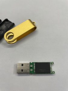 2TB USB flash drive scam device disassembled