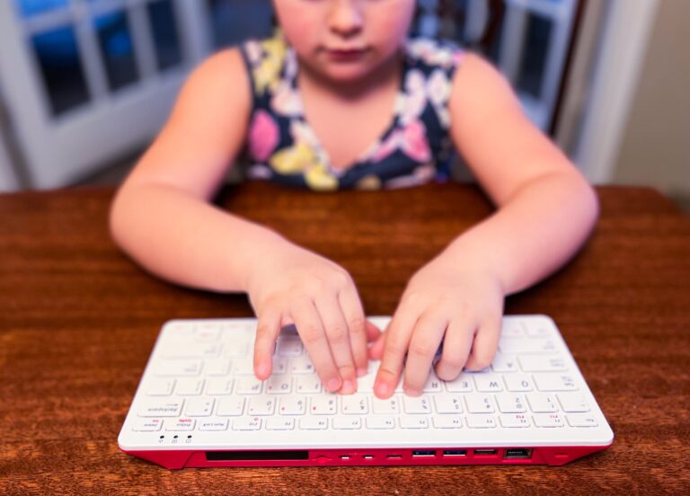 “Reboot and Select Proper Boot Device”: Troubleshooting and Tips